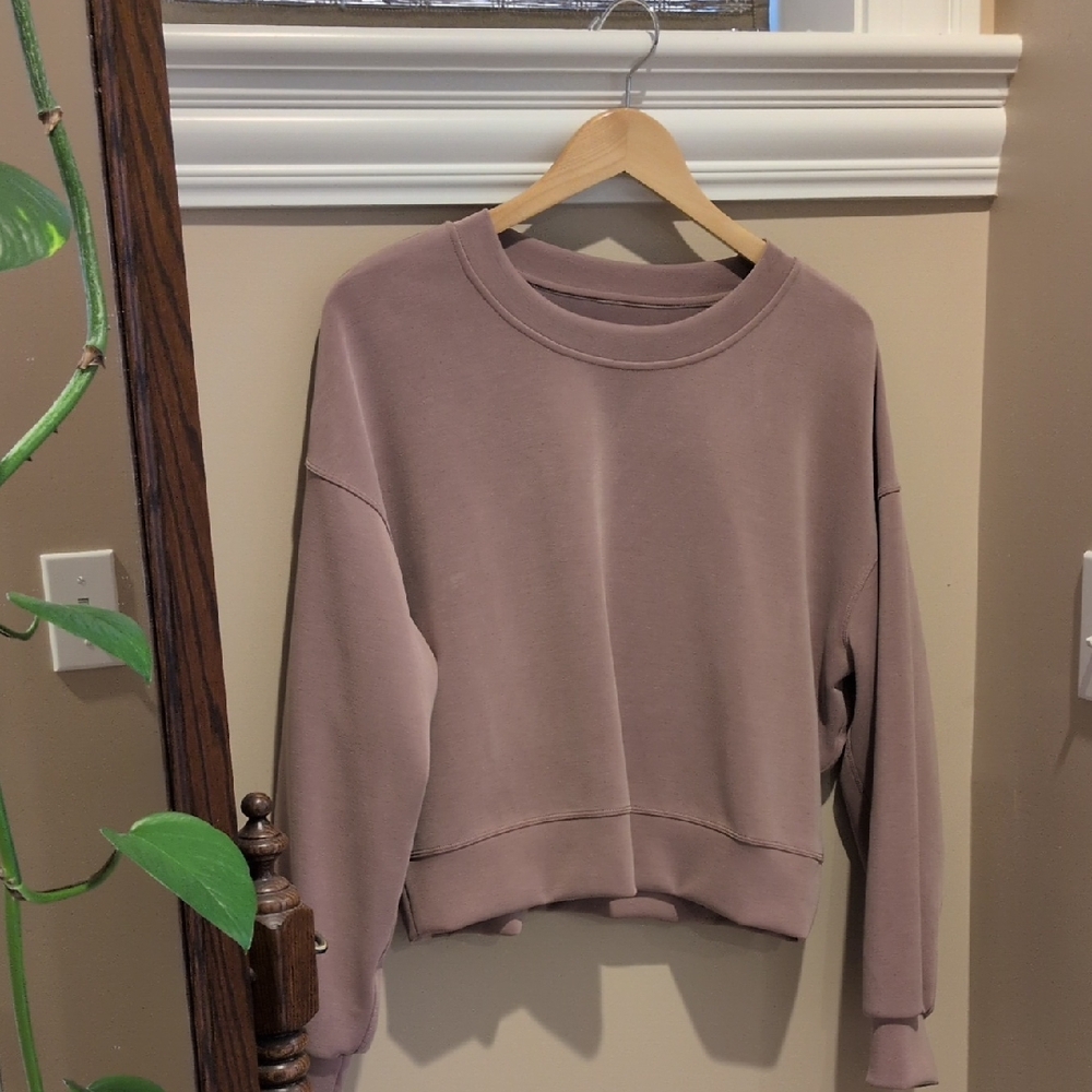 Casual Mauve Sweatshirt
